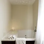 Holidays Boutique 4*