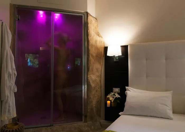 Holidays Boutique 4*