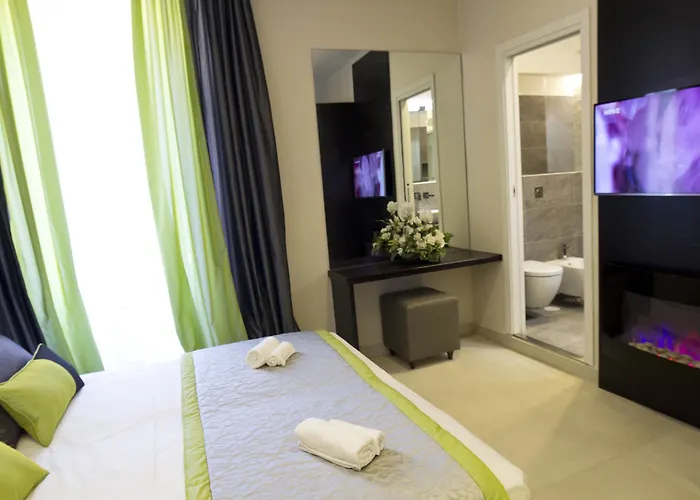 Holidays Boutique 4*