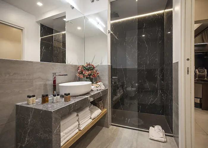 Holidays Boutique 4*