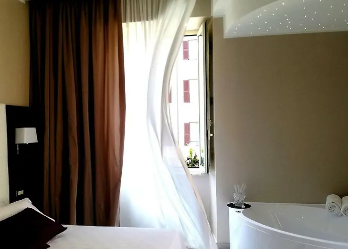 Holidays Boutique Rom